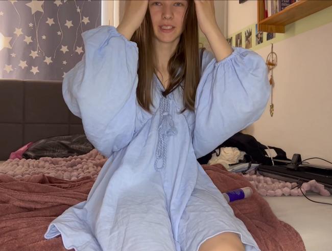 OMG!! I fuck myself until I squirt!