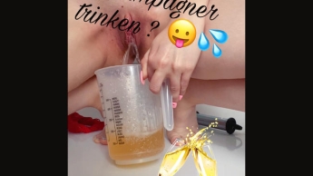 Who's drinking my champagne now? :P