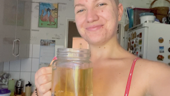 100% ORGANIC PISSE fresh from the source – Best soft drink!