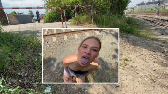 Brazen platform whore! Caught on the tracks!!