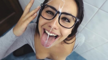 Crazy insemination in the teen's mouth!