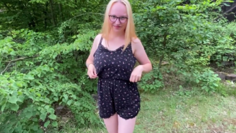 Give me your SPERM! OUTDOOR blowjob at the lake!