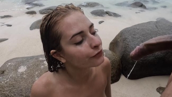 Holiday flirt fucks me on the beach in the rain (Part2)