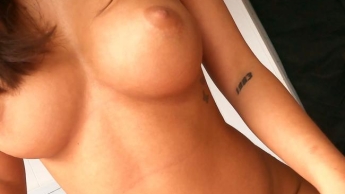 I fuck your cock until the cream comes out