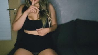 My first latex experience! // In the shared living room