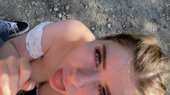 Risky outdoor blowjob