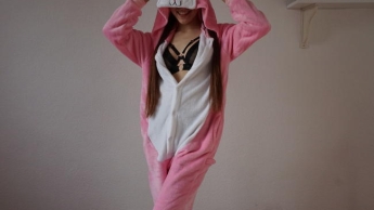 Seriously?!? Easter Bunny strips for Easter eggs!!