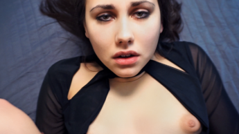Teen 3-hole slut travels to Hamburg!