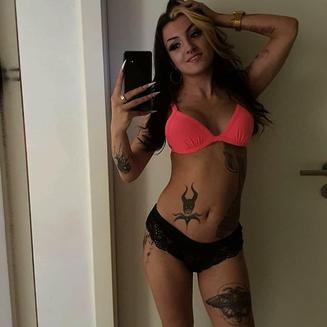 JuicyKitty_