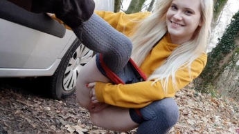 Extreme public piss !!!
