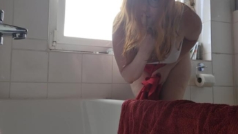 Secretly pissing in my girlfriend's bathtub!!