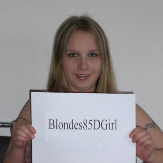 Blondes85DGirl Blondes85DGirl