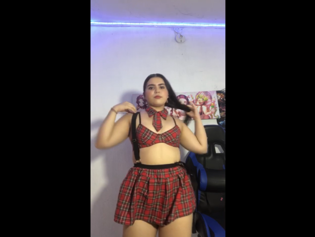 Did you know that I am a magician? You give me a manquera and I turn it into a sword