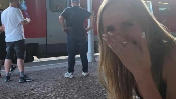 can i do it Got it yourself in the middle of the train station!