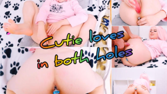 Cutie loves in both holes