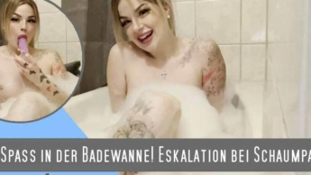 Fun in the bathtub! Escalation at foam party… :)