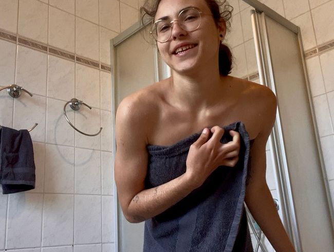 100% private views! Watch me shower!