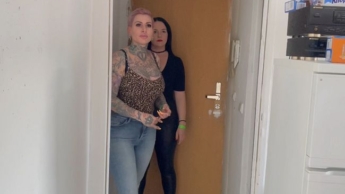Groupie SLUTS fucked backstage!!!