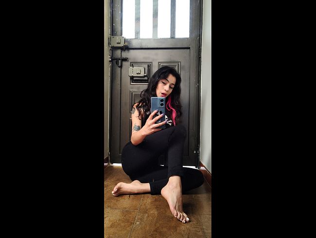 sexy video in front of the mirror