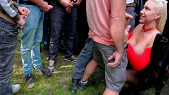 Extreme DOGGING TOTAL at the MEGA Wanker’s Meeting | Over 10 cocks were lined up…EVERYONE could have a go