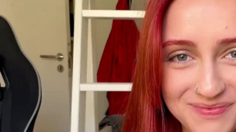 Hot redhead student gives secret blowjob – cum right in her face! ??