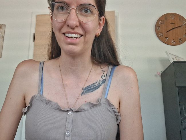 My first video! Hey you, I’m Sofia, and you?