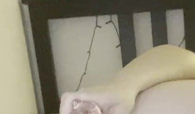 Anime slut juices young pussy with glass dildo (First time)