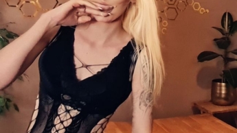 Fuckmashine threesome Part2