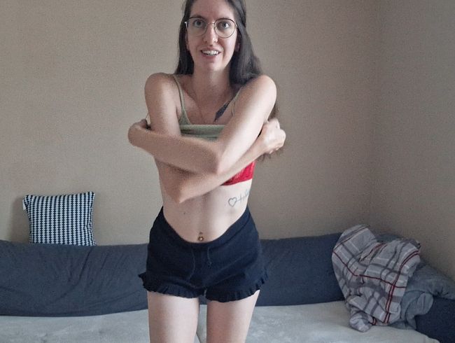 If my family sees this! Completely NAKED on the internet