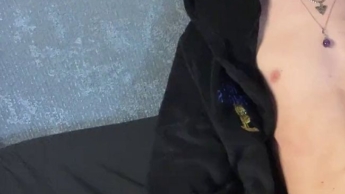 Jerking off with a massager and cum on the stomach