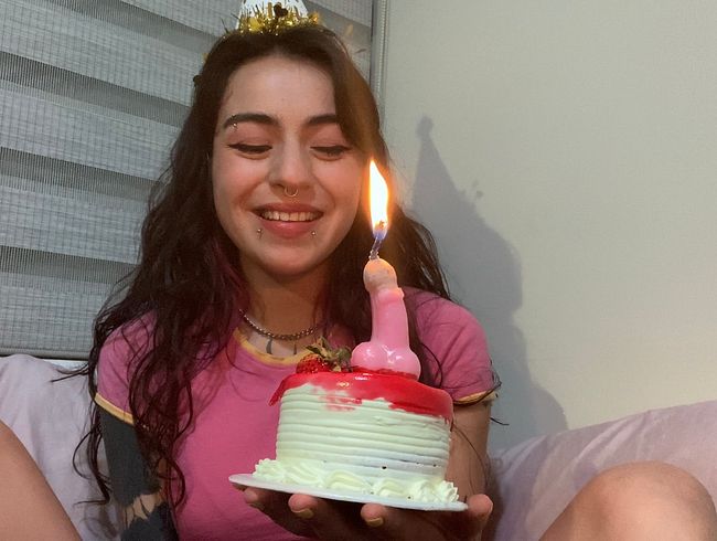 HAPPY BIRTHDAY TO ME! THANK YOU FOR BEING HERE