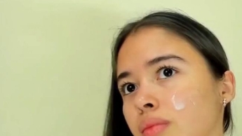 Stepdaughter take fast facial