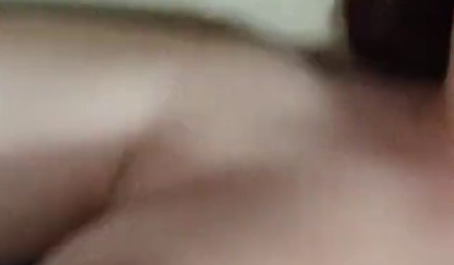I please myself by massaging and stimulating my tits ? (no sound)