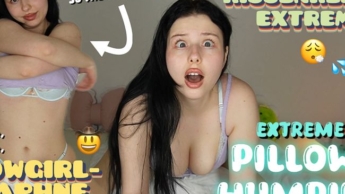 COWGIRL Daphne – ride, ride, merrily until ULTRA-ORGASM (pillow riding like in the old days :O)