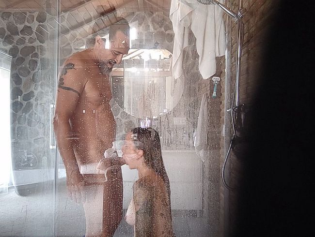 Voyeuristic footage! Hidden camera.