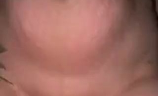 Hoppe hoppe Reiter wenn er fällt dann schreit er oder lieber sie