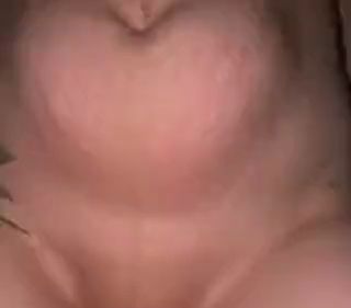 Hoppe hoppe Reiter wenn er fällt dann schreit er oder lieber sie