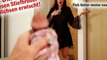 OMG, I caught my perverted stepbrother jerking off! Just fuck my wet pussy instead!