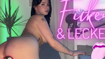 Sex while working from home? If my boss sees this!!!