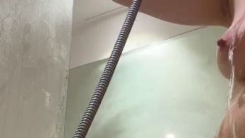 I’m into sex in the shower.