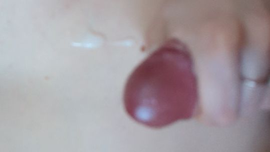 Squirt on my tits